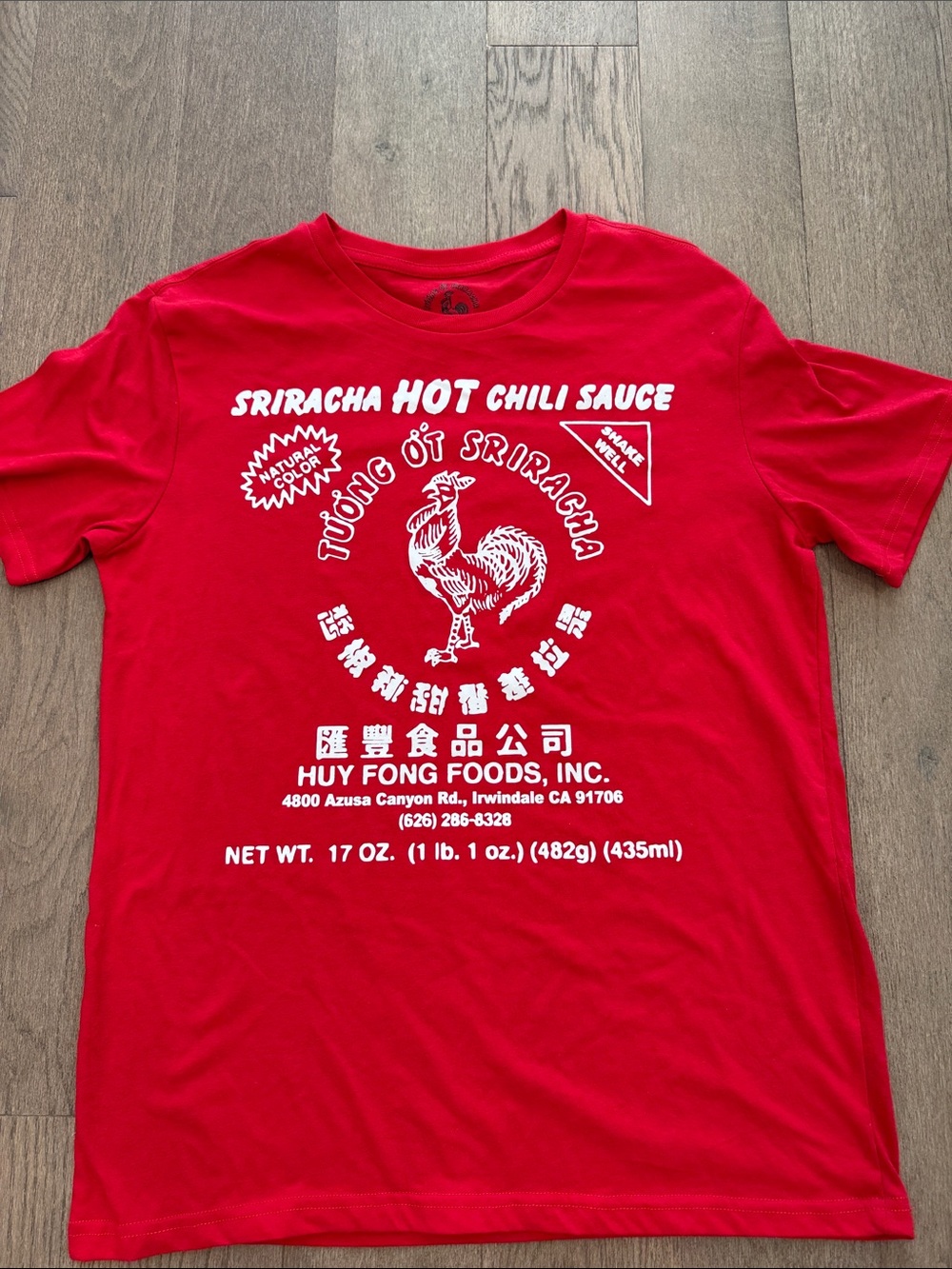 Sriracha Hot Chili Sauce Men’s Red T-Shirt Large Short Sleeve Novelty Funny NWT - Picture 11 of 11